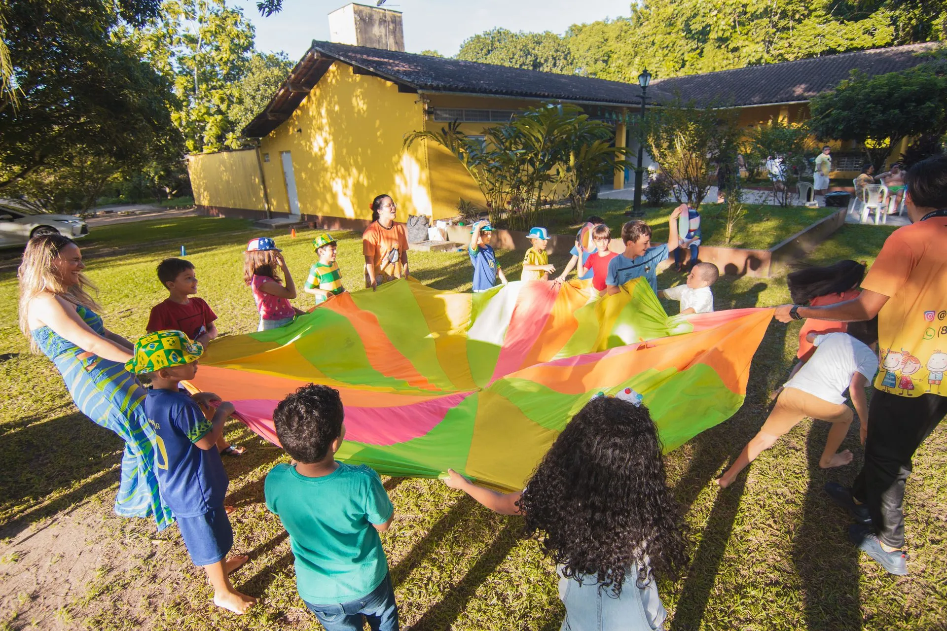 Community & Settlement Organizations